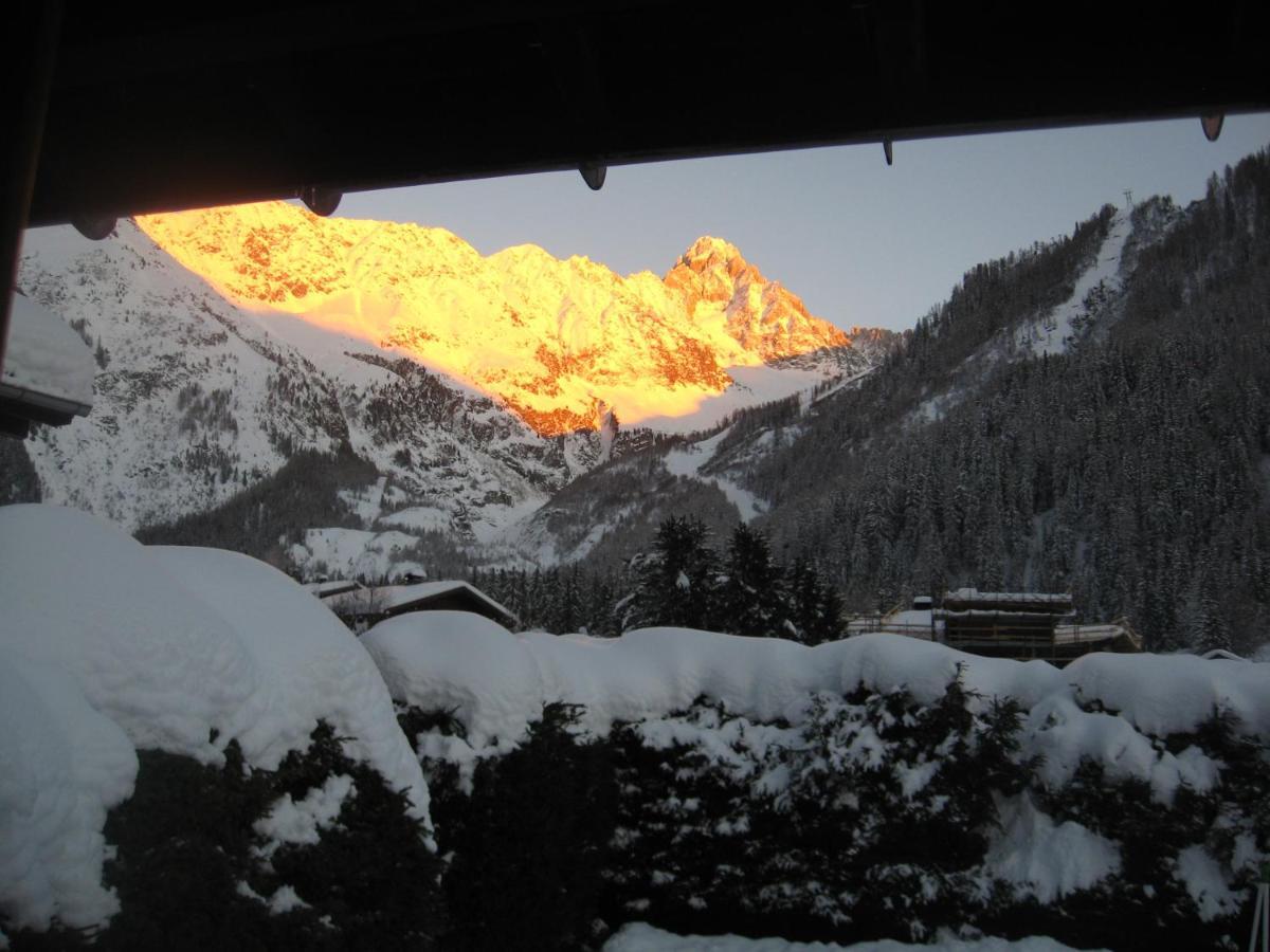Chalets Pyrene Mont-Blanc Chamonix Mont Blanc Exterior foto